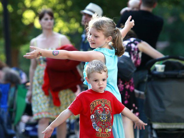 Concerts on the Square 2011